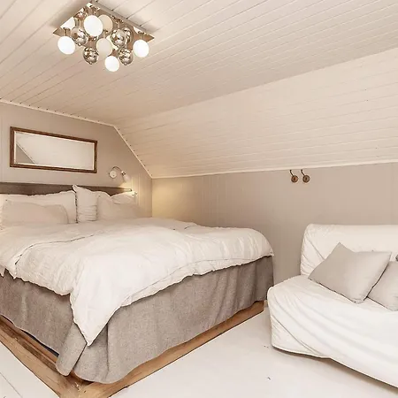 Vi Holiday home *
