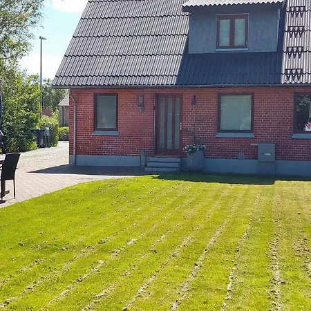 10 Person In Albaek-by Traum * Ålbæk