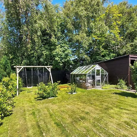 10 Person In Albaek-by Traum * Ålbæk