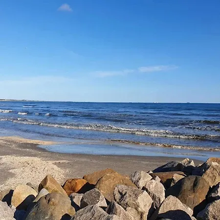 10 Person In Albaek-by Traum